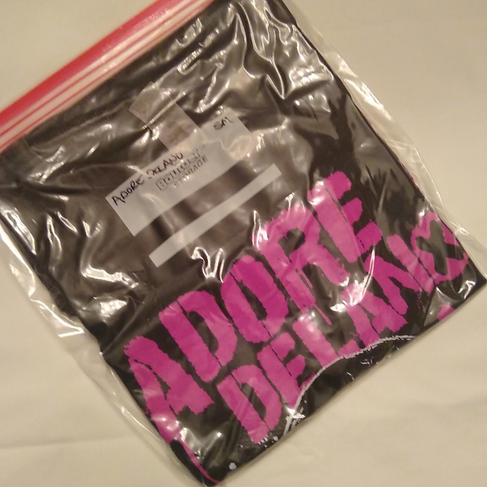 Adore Delano T-Shirt - Picture 7 of 7